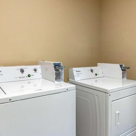 Comfort Suites Greensboro-High Point Εξωτερικό φωτογραφία